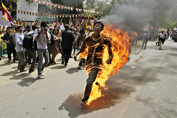 APTOPIX India China Tibet Protest