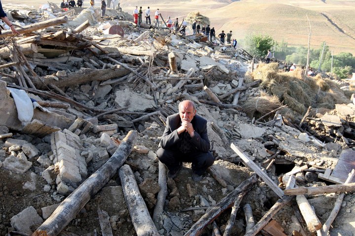 Twin Earthquakes Shake Iran, Killing More Than 300