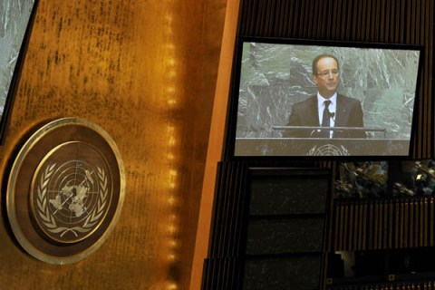 French President Francois Hollande speaks at the United Nations General Assembly at the United Nations 