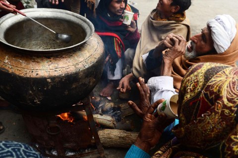 Pakistanis drink tea