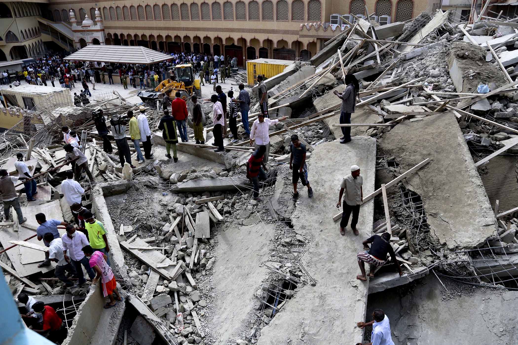 Building Collapse In Tanzania Kills 3 People, Injures Dozens | TIME.com