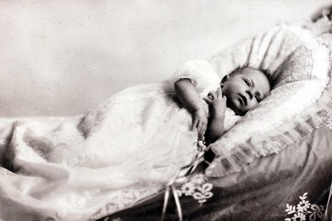 British Royalty, 1926, H,R,H,Princess Elizabeth (Queen Elizabeth II) daughter of The Duke and Duchess of York, pictured as a very young baby