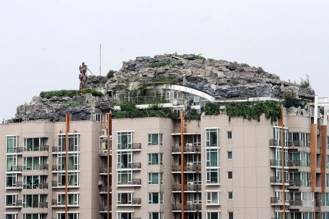 Beijing roof extension