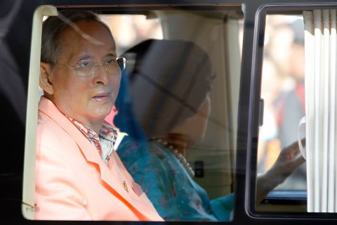 Thailand's King Bhumibol Adulyadej leaves Siriraj hospital in Bangkok