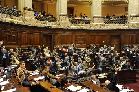 Uruguayan lawmakers vote for the bill legalizing marijuana in Montevideo, Uruguay on July 31, 2013. 