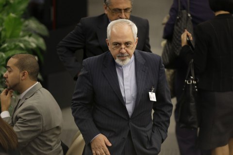 Iran’s Foreign Minister Javad Zarif leaves the General Debate after listening to U.S. President Barack Obama speak during the 68th session of the General Assembly at United Nations headquarters, Sept. 24, 2013.