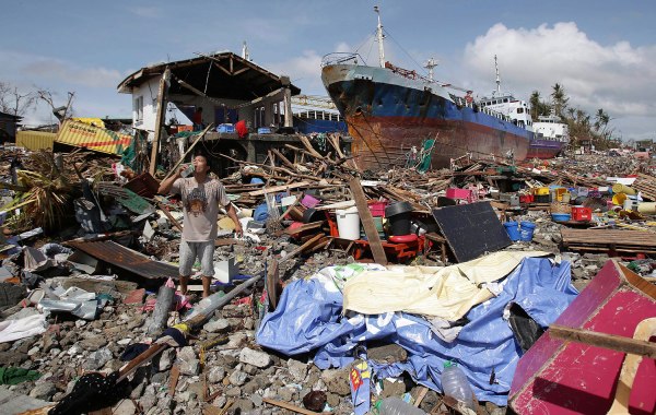 Typhoon Haiyan Cuts a Path of Destruction Across The Philippines | TIME.com