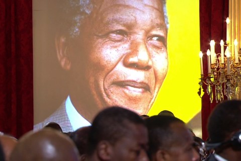 Mandela moment of silence_1280