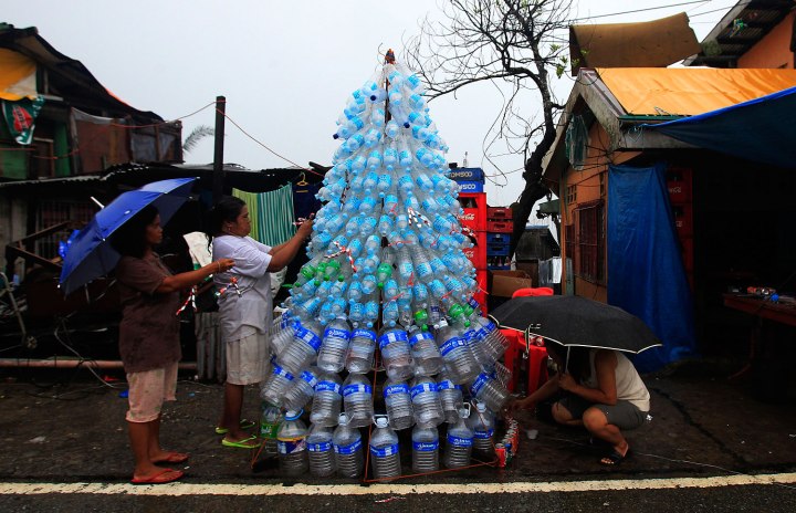 Typhoon-Ravaged Philippines Villages Celebrate Christmas | TIME.com