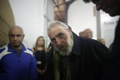 Fidel Castro Makes Rare Public Appearance In Havana