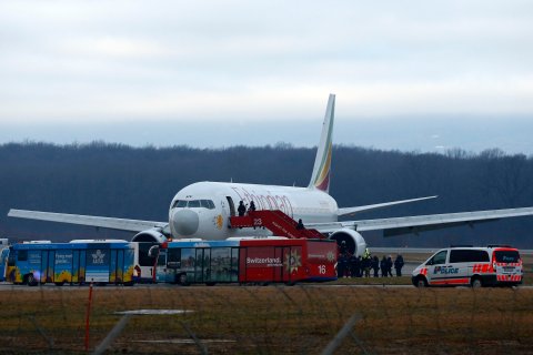 Hijacked Ethiopian Airlines flight ET 702 at Cointrin airport in Geneva, on Feb. 17, 2014. 