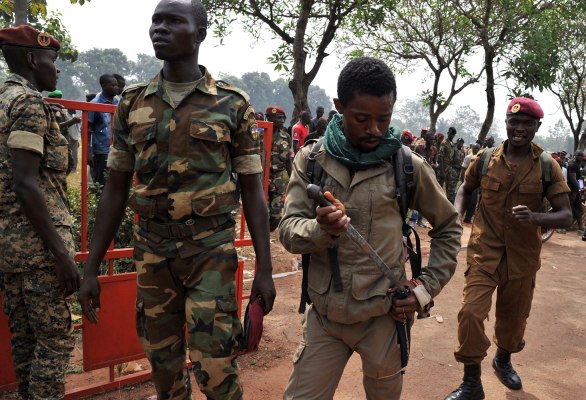 Central African Republic Soldiers Lynch Suspected Seleka Rebel Fighter ...